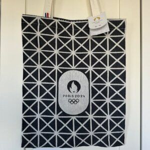 EIFFEL TOWER DESIGN TOTE BAG OFFICIAL OLYMPIC PARIS 2024 SUMMER GAMES - NWT
